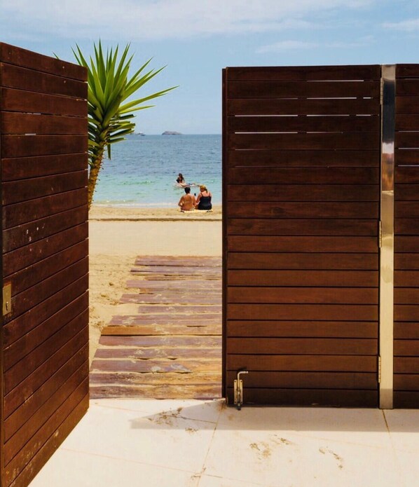 Strand
