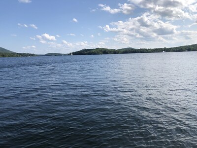 Doc's Lake house 2 bedroom apartment 