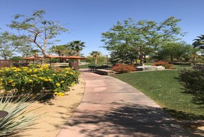 Jardines del alojamiento