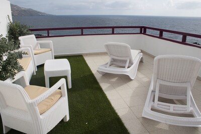 Apartamento con espectacular terraza con vistas al mar