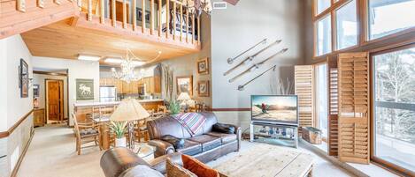 Welcome to this quintessential Deer Valley Ski Condo - Located Just 150 Yards from Snow Park Lodge!! The home has 2 King Suites and a Private Hot Tu
