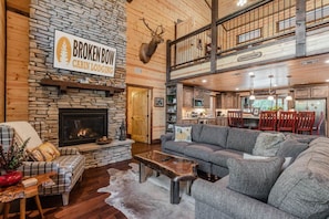 BearBottomLodge.BrokenBow