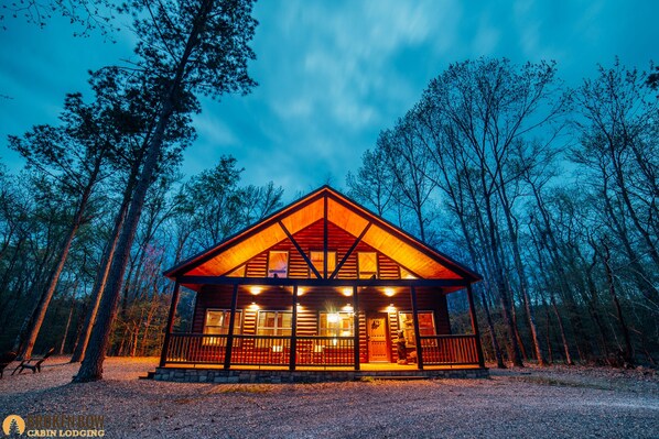 HappyEverAfter.BrokenBow1