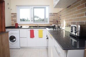 Fully equipped kitchen