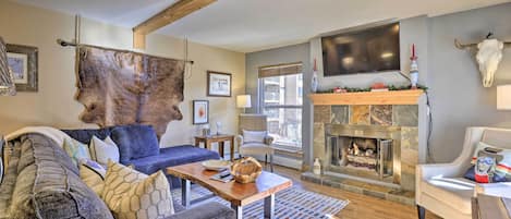 Vail Vacation Rental Condo | 2BR | 2BA | 998 Sq Ft