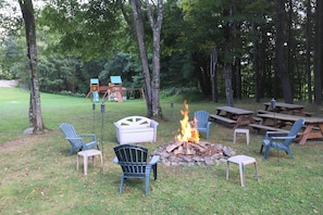 Fire pit and kids play set