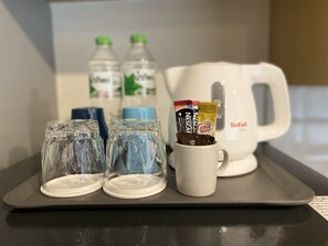 Kaffe och/eller kaffebryggare