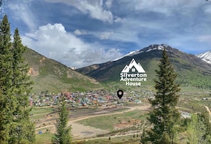 Located in Silverton, where nearly everything is within walking distance!