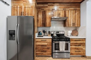 Full kitchen awaits