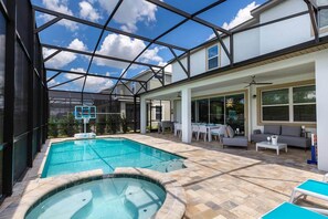 Private Pool & Patio