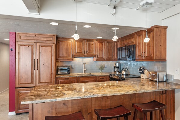Private kitchen