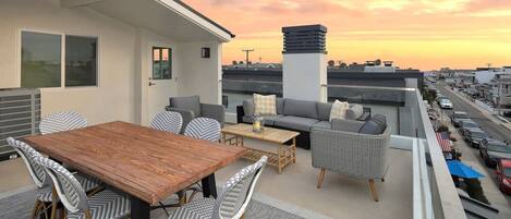 Rooftop Patio, Outdoor Dining,  Rooftop Outdoor living. Ocean View