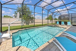 Private Pool & Patio