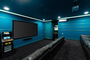 Spielezimmer