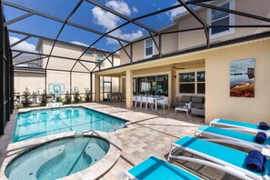 Private Pool & Patio