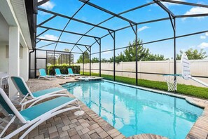 Private Pool & Patio
