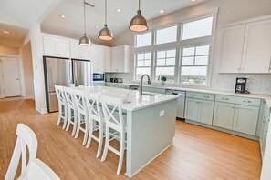 Surf-or-Sound-Realty-Ocean's-10-903-Kitchen-2