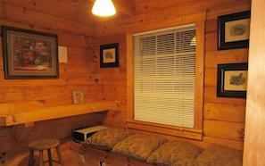 Sitting area with computer work area