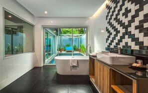 Premium One Bedroom Pool Villa BF**