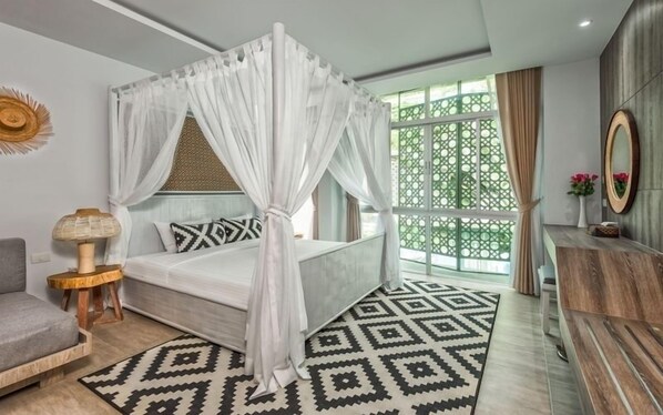 Duplex One Bedroom Pool Villa  BF**