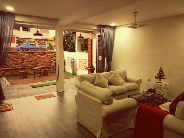 Relax Station Homestay