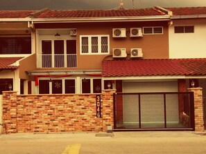 Relax Station Homestay