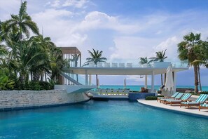 Salacia Luxury Villa in Turks and Caicos