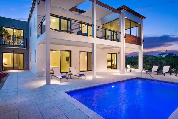 Windchaser Villa