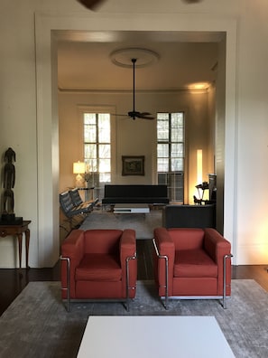 Back Parlor looking to Front Parlor. 14 foot ceilings.