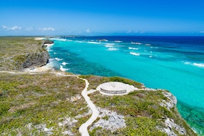 The Praying Hands monument - Middle Caicos