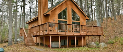 Deer Trail Log Home 13