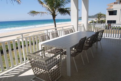 Absolute Beachfront House 3 Levels in Palm Beach