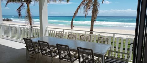 Beachfront Dining 