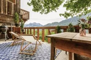 charming patio outlooking the stunning landscape 