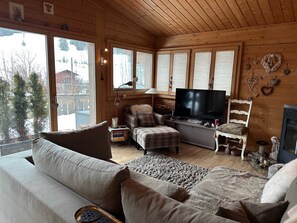 the alpine living room 
