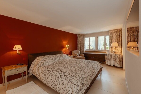 bedroom 2 with double bed 