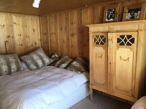 Bedroom 1 with double bed 