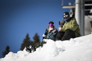 Snow and ski sports