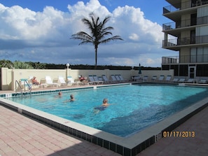 Dune Walk pool