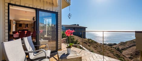 Windbreaks on the balconies bring peace and comfort