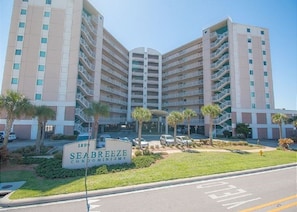 Sea Breeze Resort view from Hwy 90.