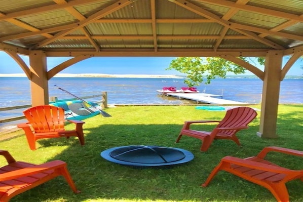 Lakefront-Yardistry Gazebo, fire pit and chairs.