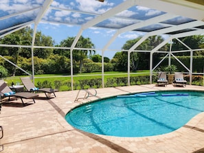 Big Private Backyard with Pool and Lanai all New Patio Furniture! 