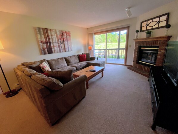 Living room with mountains in the distance