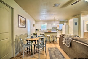 Dining Space | Dishware/Flatware