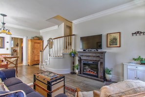 Living Room with HDTV and Electric Fireplace