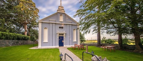 Striking facade and main entrance