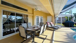 Outdoor dining
