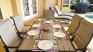 Outdoor dining