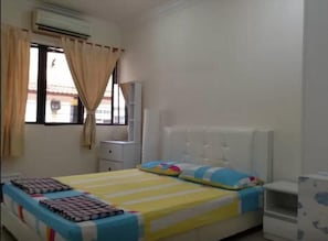 A&F Homestay @ SS22 Quad Room